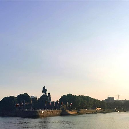 Auszeit Rhein-Mosel Apartment Waldesch Bagian luar foto