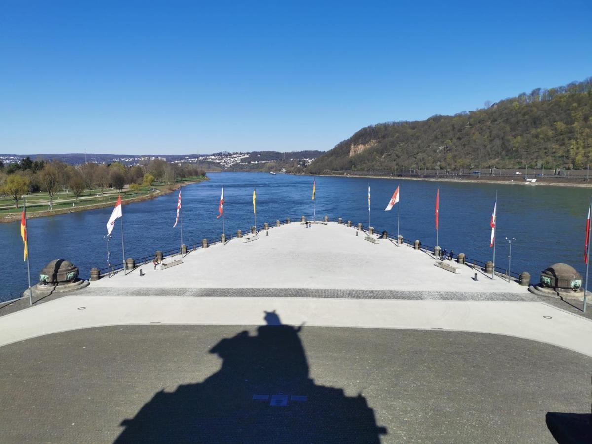 Auszeit Rhein-Mosel Apartment Waldesch Bagian luar foto